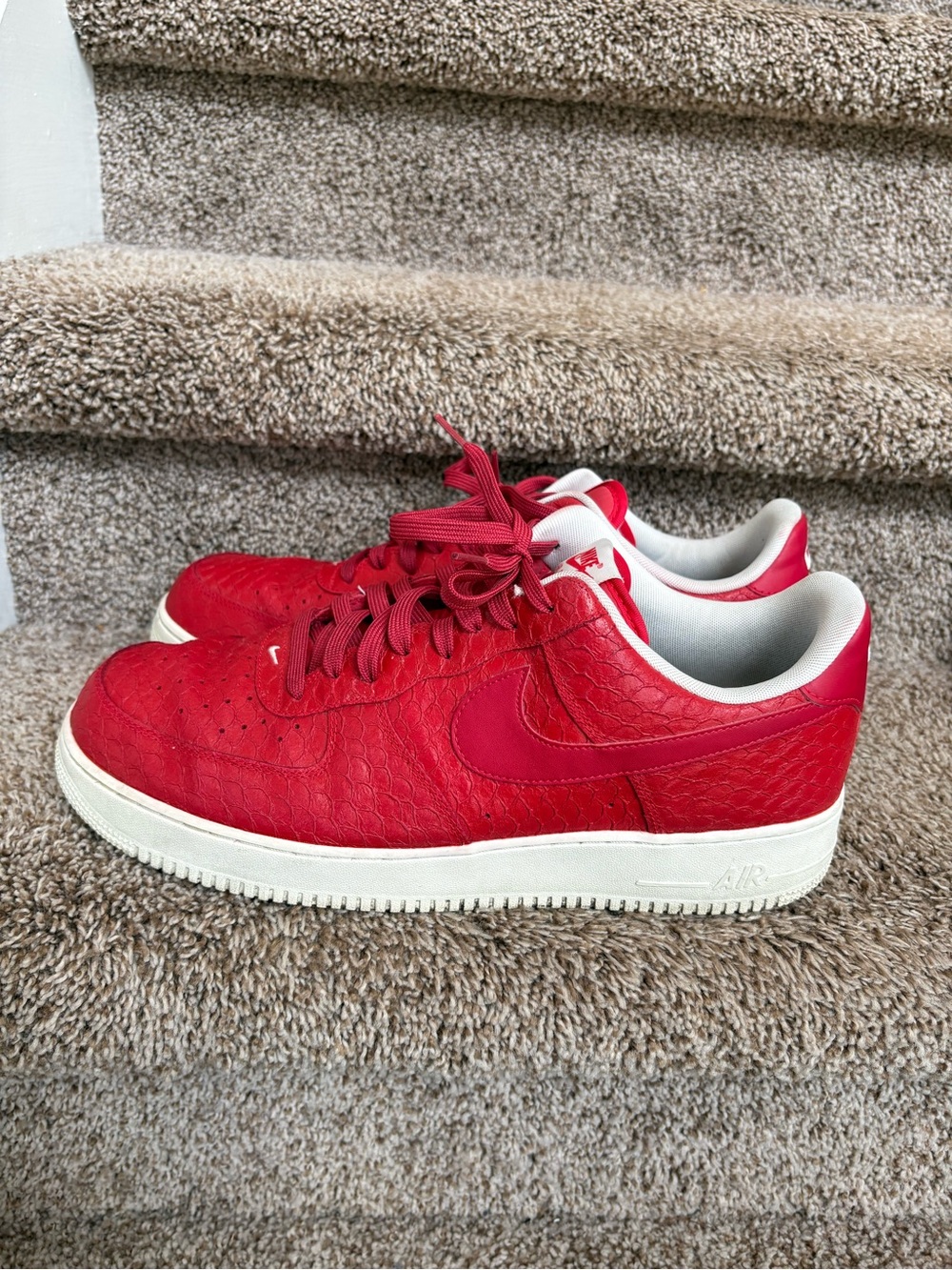 Nike Air Force 1 Men’s Red Low-Top Snake Print Leather Sneakers